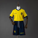 ECUADOR HOME  25/26